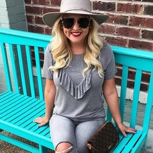 RUFFLE GRAY TEE